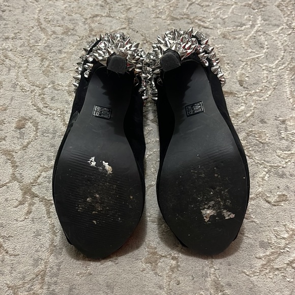 Haven’t wore them in a long time. - Picture 6 of 6